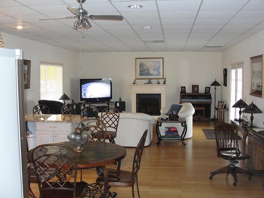 Hangar Homes for Sale Twin Lakes Airport (S17), Graniteville, South