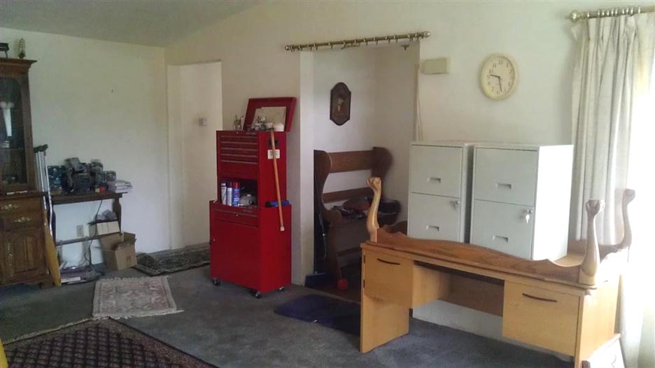 Homes with hangars for sale in Washington (0WA2)